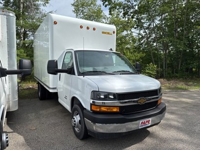 New 2025 Chevrolet Express 4500 w/ Power Convenience Package