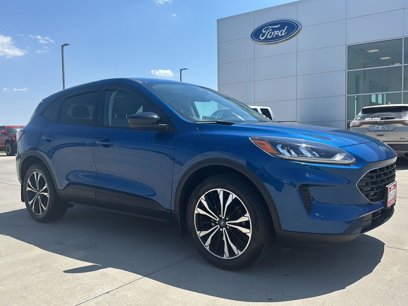 Used 2022 Ford Escape SE w/ SE Sport Appearance Package
