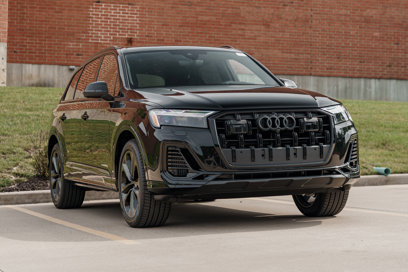 New 2025 Audi Q7 3.0T Premium Plus