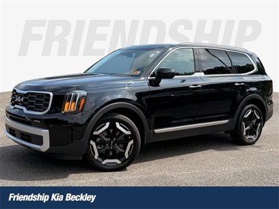 Used 2024 Kia Telluride S w/ S Sunroof Package