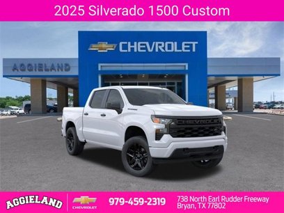 New 2025 Chevrolet Silverado 1500 Custom w/ LPO, Dark Essentials Package