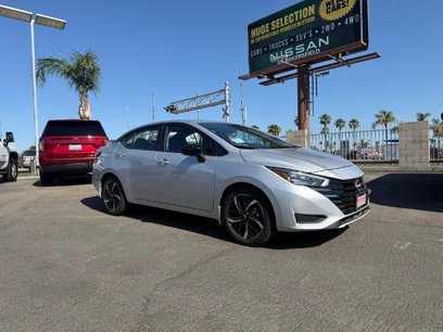 New 2025 Nissan Versa SR w/ Trunk Package