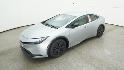 New 2025 Toyota Prius LE