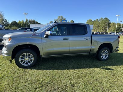 New 2025 Chevrolet Silverado 1500 LT