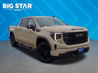 Used 2022 GMC Sierra 1500 Elevation w/ Elevation Premium Package