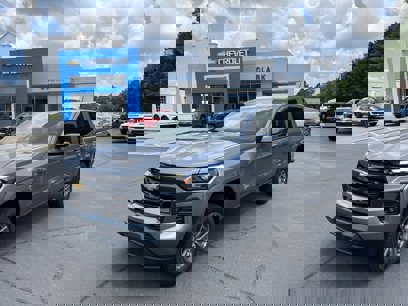 New 2025 Chevrolet Colorado LT w/ LT Convenience Package