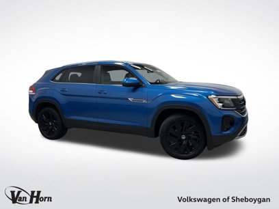 Used 2024 Volkswagen Atlas Cross Sport SE w/ Black Wheel Package