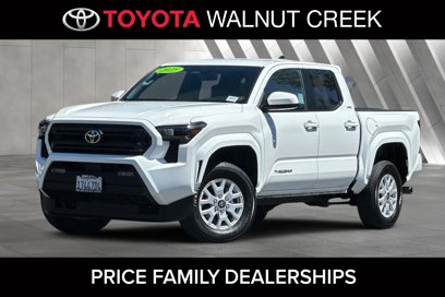 Used 2025 Toyota Tacoma SR5
