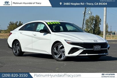 Used 2025 Hyundai Elantra Sport w/ Cargo Package