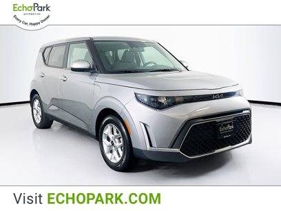 Used 2023 Kia Soul LX w/ Option Group 015