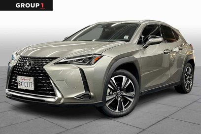 Used 2021 Lexus UX 200 w/ Accessory Package (Z1)