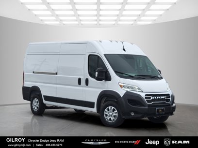 New 2024 RAM ProMaster 2500 w/ Quick Order Package 22G SLT