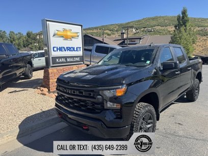 New 2026 Chevrolet Silverado 1500 Custom Trail Boss w/ LPO, Dark Essentials Package