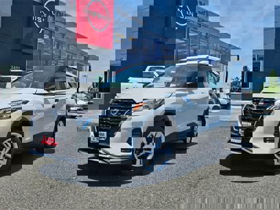 New 2025 Nissan Kicks Play S