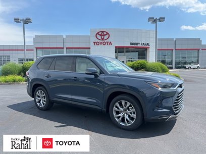 New 2025 Toyota Grand Highlander FWD