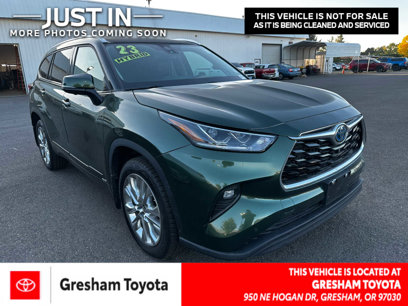 Used 2023 Toyota Highlander Limited