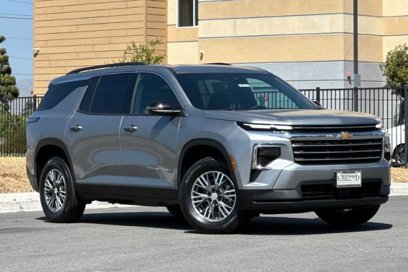 New 2025 Chevrolet Traverse LT w/ Driver Confidence Package