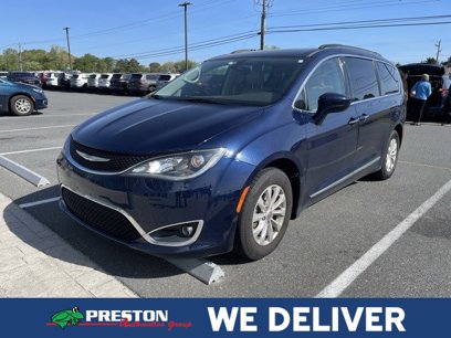 Used 2017 Chrysler Pacifica Touring-L