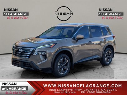 New 2025 Nissan Rogue SV w/ SV Premium Package