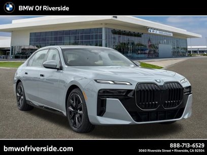 New 2025 BMW 740i w/ Premium Package
