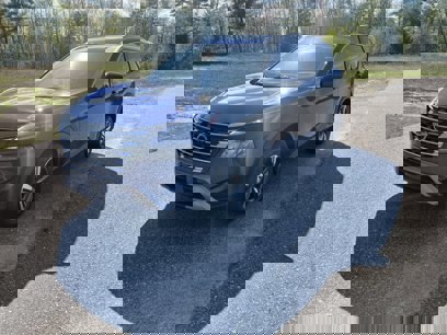 New 2025 Nissan Rogue SL w/ SL Premium Package