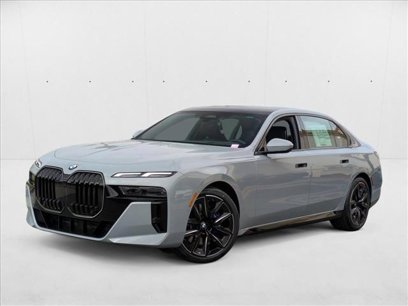 New 2025 BMW 740i w/ Premium Package