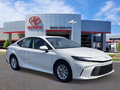 New 2025 Toyota Camry LE