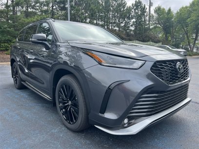 New 2025 Toyota Highlander XSE