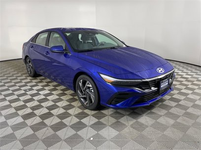 New 2025 Hyundai Elantra SEL