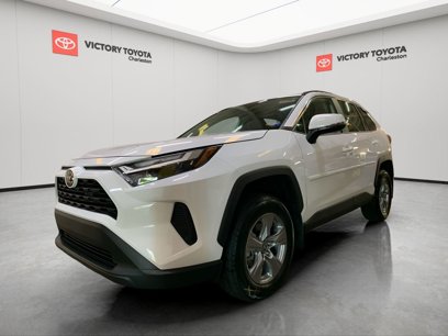 New 2025 Toyota RAV4 XLE