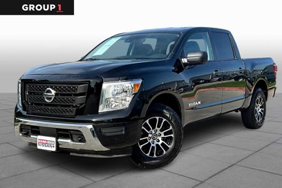 Used 2022 Nissan Titan SV