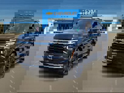 New 2025 Chevrolet Suburban LS w/ LPO, Dark Essentials Package