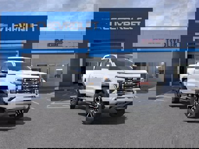 New 2025 GMC Canyon Denali