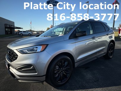 Used 2024 Ford Edge SE w/ Black Appearance Package