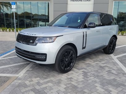 New 2025 Land Rover Range Rover SE