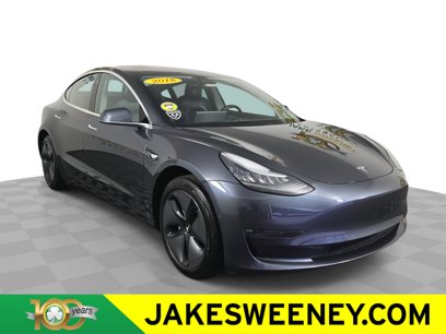 Used 2018 Tesla Model 3 Mid Range