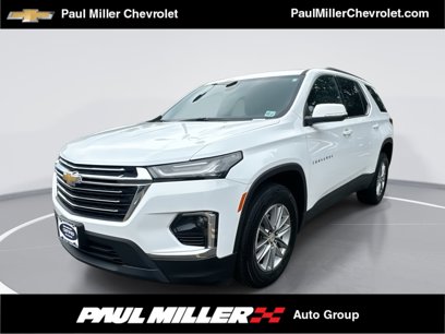 Used 2023 Chevrolet Traverse LT