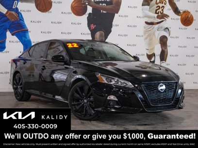 Used 2022 Nissan Altima 2.5 SR w/ Midnight Edition Package