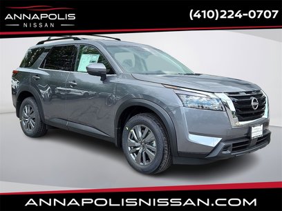 New 2025 Nissan Pathfinder SV w/ SV Premium Package