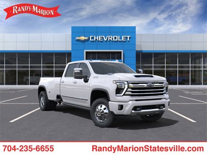 New 2025 Chevrolet Silverado 3500 High Country w/ Technology Package