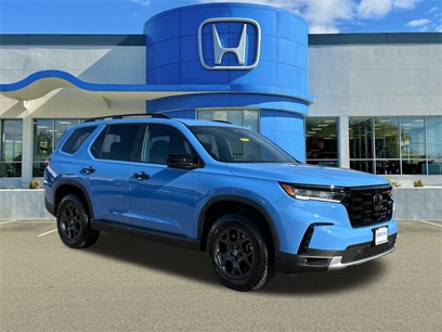 New 2025 Honda Pilot TrailSport