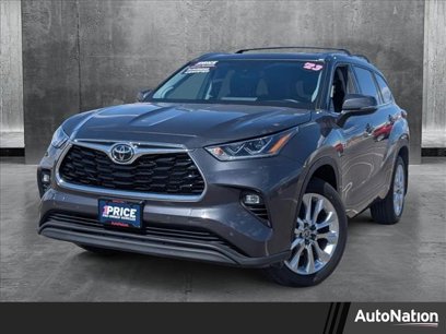 Used 2023 Toyota Highlander Limited