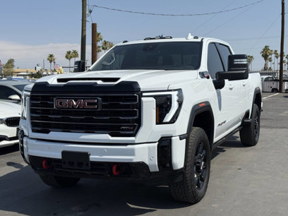 Used 2025 GMC Sierra 2500 AT4 w/ AT4 Premium Plus Package