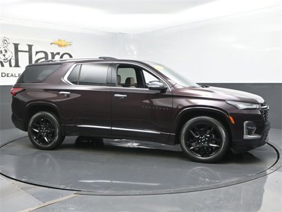 Used 2022 Chevrolet Traverse Premier w/ LPO, Blackout Package