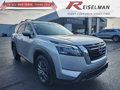 Used 2024 Nissan Pathfinder SV w/ Lighting Package (N92)