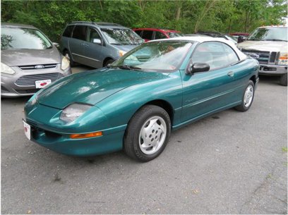 Used 1997 Pontiac Sunfire SE w/ Opt Pkg 3