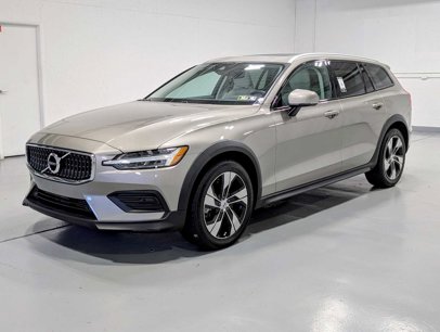 Used 2020 Volvo V60 T5 Cross Country w/ Protection Package