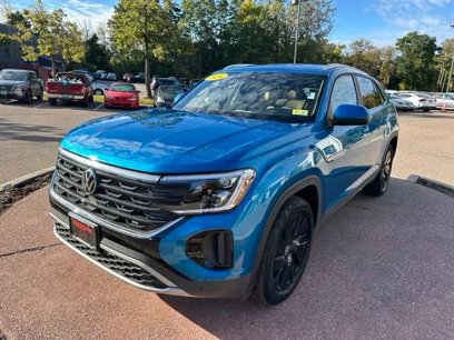 Used 2024 Volkswagen Atlas Cross Sport SE