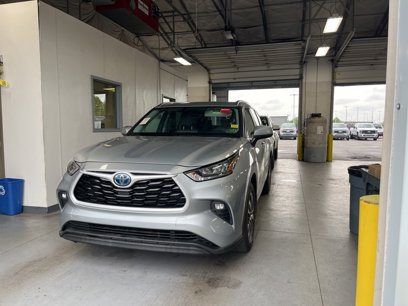 Used 2020 Toyota Highlander XLE