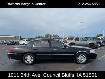 Used 2004 Lincoln Town Car Ultimate